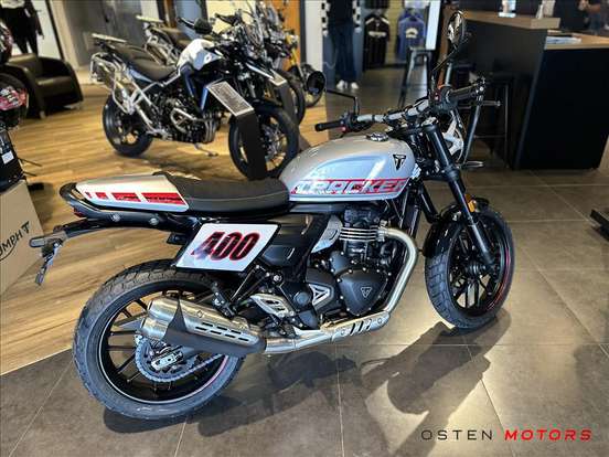 TRIUMPH-TRACKER 400-2026