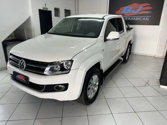 VOLKSWAGEN-AMAROK-2013