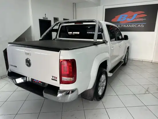 VOLKSWAGEN-AMAROK-2.0 HIGHLINE 4X4 CD 16V TURBO INTERCOOLER DIESEL 4P AUTOMÁTICO VOLKSWAGEN-AMAROK-2013