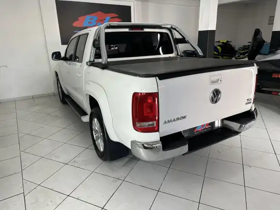 VOLKSWAGEN-AMAROK-2.0 HIGHLINE 4X4 CD 16V TURBO INTERCOOLER DIESEL 4P AUTOMÁTICO VOLKSWAGEN-AMAROK-2013