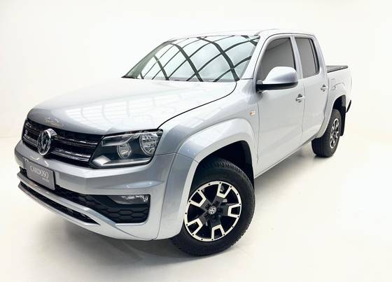 VOLKSWAGEN AMAROK 3.0 V6 TDI DIESEL COMFORTLINE CD 4MOTION AUTOMÁTICO