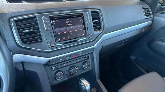 VOLKSWAGEN-AMAROK-2023