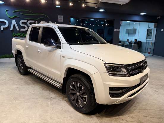 VOLKSWAGEN-AMAROK-2021
