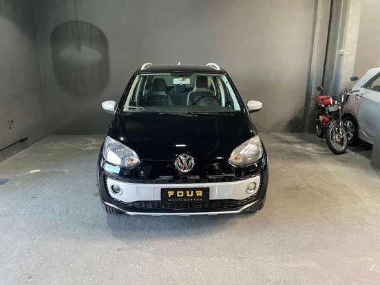 VOLKSWAGEN-CROSS UP-2014