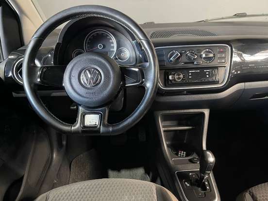 VOLKSWAGEN-CROSS UP-2014