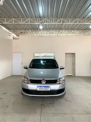 VOLKSWAGEN FOX 1.0 MI 8V FLEX 4P MANUAL VOLKSWAGEN FOX 1.0 MI 8V FLEX 4P MANUAL