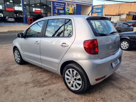 VOLKSWAGEN FOX 1.6 MI 8V FLEX 4P MANUAL