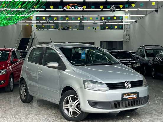 VOLKSWAGEN-FOX-1.6 MI 8V FLEX 4P MANUAL VOLKSWAGEN-FOX-2013