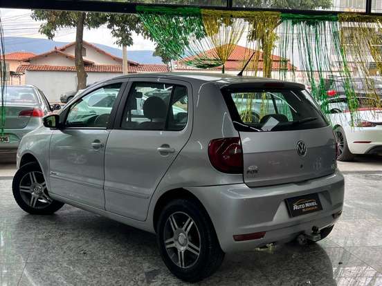 VOLKSWAGEN-FOX-1.6 MI 8V FLEX 4P MANUAL VOLKSWAGEN-FOX-2013