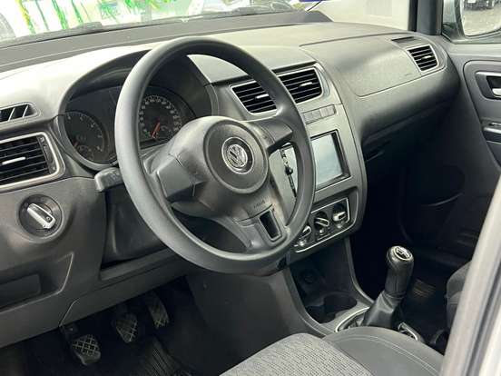 VOLKSWAGEN-FOX-1.6 MI 8V FLEX 4P MANUAL VOLKSWAGEN-FOX-2013