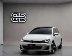 VOLKSWAGEN GOLF 2.0 TSI GTI 16V TURBO GASOLINA 4P AUTOMÁTICO VOLKSWAGEN GOLF 2.0 TSI GTI 16V TURBO GASOLINA 4P AUTOMÁTICO