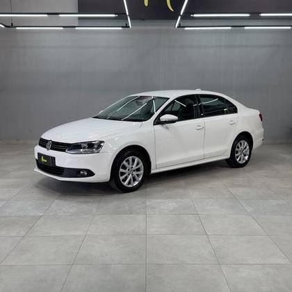 VOLKSWAGEN JETTA 2.0 COMFORTLINE FLEX 4P TIPTRONIC