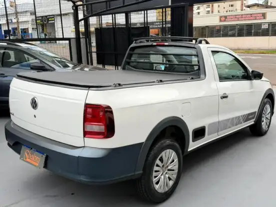 VOLKSWAGEN-SAVEIRO-2022