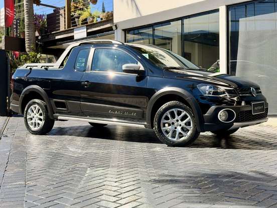 VOLKSWAGEN-SAVEIRO-2013