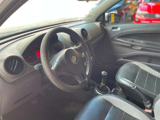 VOLKSWAGEN-SAVEIRO-2012