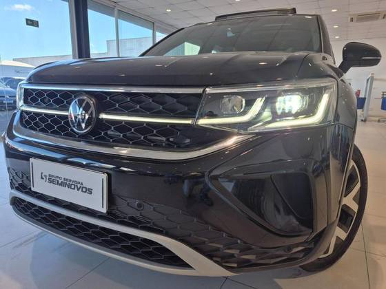 VOLKSWAGEN TAOS 1.4 250 TSI TOTAL FLEX HIGHLINE AUTOMÁTICO