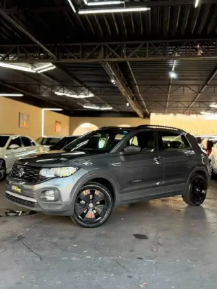 VOLKSWAGEN T-CROSS 1.0 200 TSI TOTAL FLEX COMFORTLINE AUTOMÁTICO