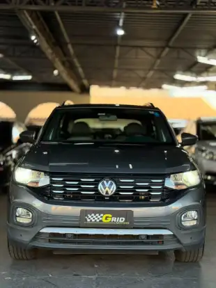 VOLKSWAGEN-T-CROSS-2020