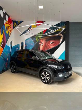 VOLKSWAGEN T-CROSS 1.0 200 TSI TOTAL FLEX AUTOMÁTICO