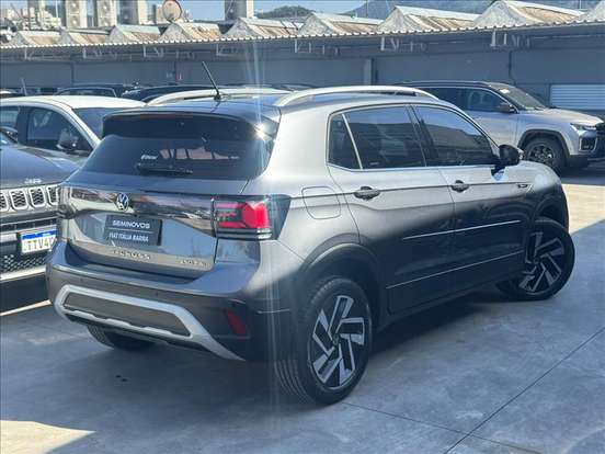 VOLKSWAGEN-T-CROSS-2024