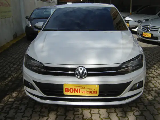 VOLKSWAGEN VIRTUS 1.0 200 TSI HIGHLINE AUTOMÁTICO