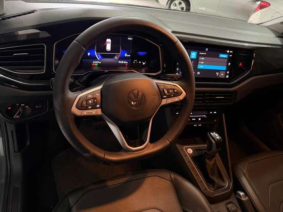 VOLKSWAGEN-VIRTUS-1.0 200 TSI COMFORTLINE AUTOMÁTICO VOLKSWAGEN-VIRTUS-2024