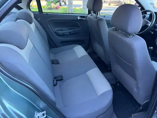 VOLKSWAGEN-VOYAGE-1.0 MI 8V FLEX 4P MANUAL VOLKSWAGEN-VOYAGE-2010