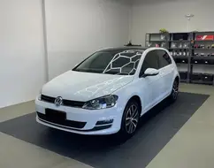 VOLKSWAGEN GOLF 1.4 TSI HIGHLINE 16V GASOLINA 4P AUTOMÁTICO VOLKSWAGEN GOLF 1.4 TSI HIGHLINE 16V GASOLINA 4P AUTOMÁTICO