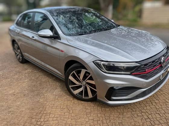 VOLKSWAGEN JETTA 2.0 350 TSI GASOLINA GLI DSG