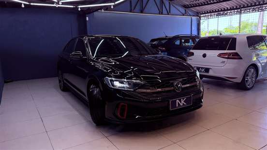 VOLKSWAGEN-JETTA-2024