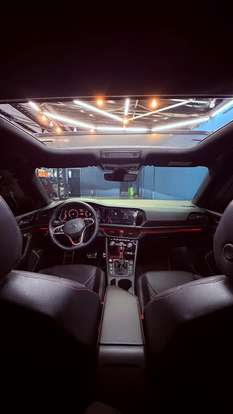 VOLKSWAGEN-JETTA-2024