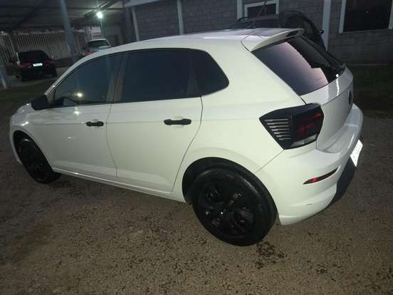 VOLKSWAGEN-POLO-2024