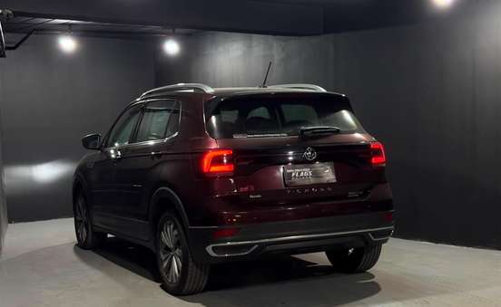 VOLKSWAGEN-T-CROSS-2019