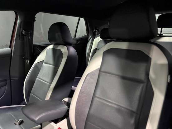 VOLKSWAGEN-T-CROSS-1.4 250 TSI TOTAL FLEX HIGHLINE AUTOMÁTICO VOLKSWAGEN-T-CROSS-2019