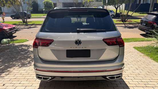 VOLKSWAGEN-TIGUAN-2024