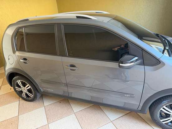 VOLKSWAGEN-UP-1.0 170 TSI TOTAL FLEX XTREME 4P MANUAL VOLKSWAGEN-UP-2019