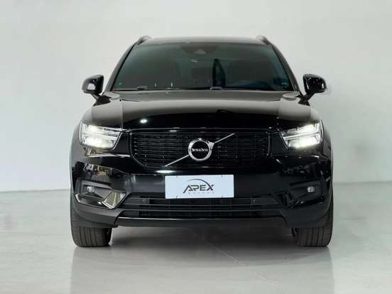 VOLVO-XC40-2.0 T5 GASOLINA R-DESIGN AWD GEARTRONIC VOLVO-XC40-2019
