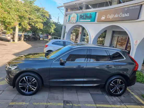 VOLVO-XC60-2.0 T5 GASOLINA MOMENTUM AWD GEARTRONIC VOLVO-XC60-2020