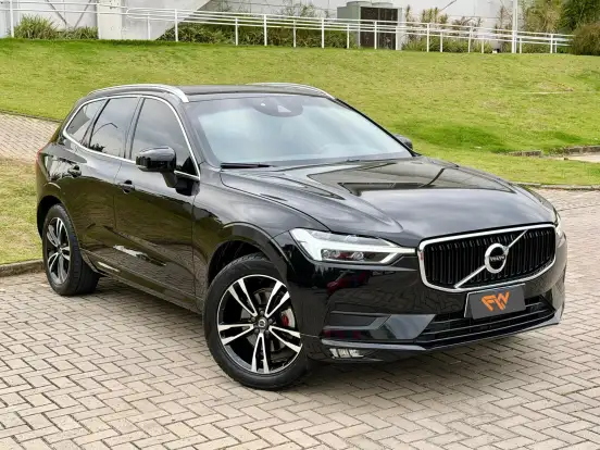 VOLVO-XC60-2.0 T5 GASOLINA MOMENTUM AWD GEARTRONIC VOLVO-XC60-2018
