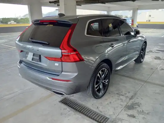 VOLVO-XC60-2021