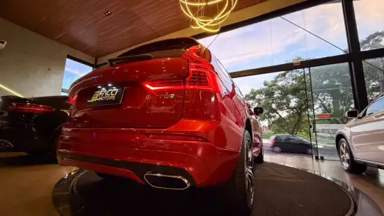VOLVO-XC60-2019