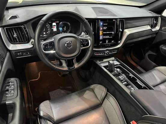 VOLVO-XC60-2.0 T8 HYBRID R-DESIGN AWD GEARTRONIC VOLVO-XC60-2021