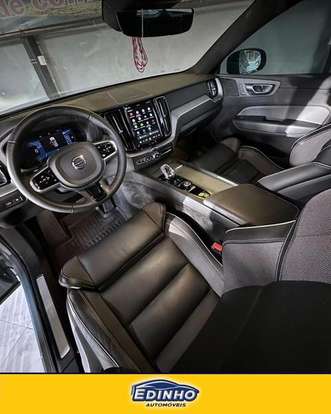 VOLVO-XC60-2024