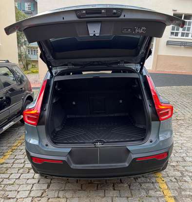 VOLVO-XC40-1.5 T5 RECHARGE R-DESIGN GEARTRONIC VOLVO-XC40-2021