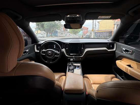 VOLVO-XC60-2.0 T5 GASOLINA INSCRIPTION AWD GEARTRONIC VOLVO-XC60-2018