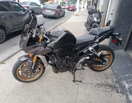 YAMAHA FZ1 
