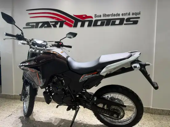 YAMAHA-XTZ 250 LANDER CONNECTED-2026