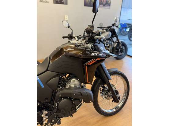 YAMAHA-XTZ 250 LANDER CONNECTED-2026