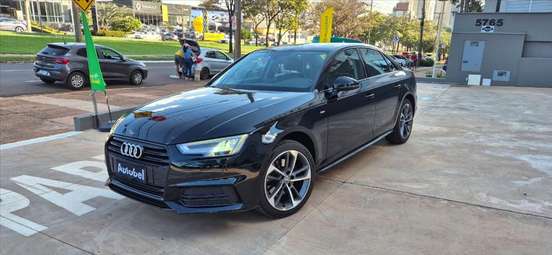 AUDI-A4-2017