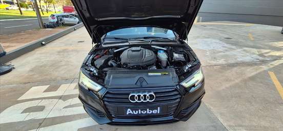 AUDI-A4-2017